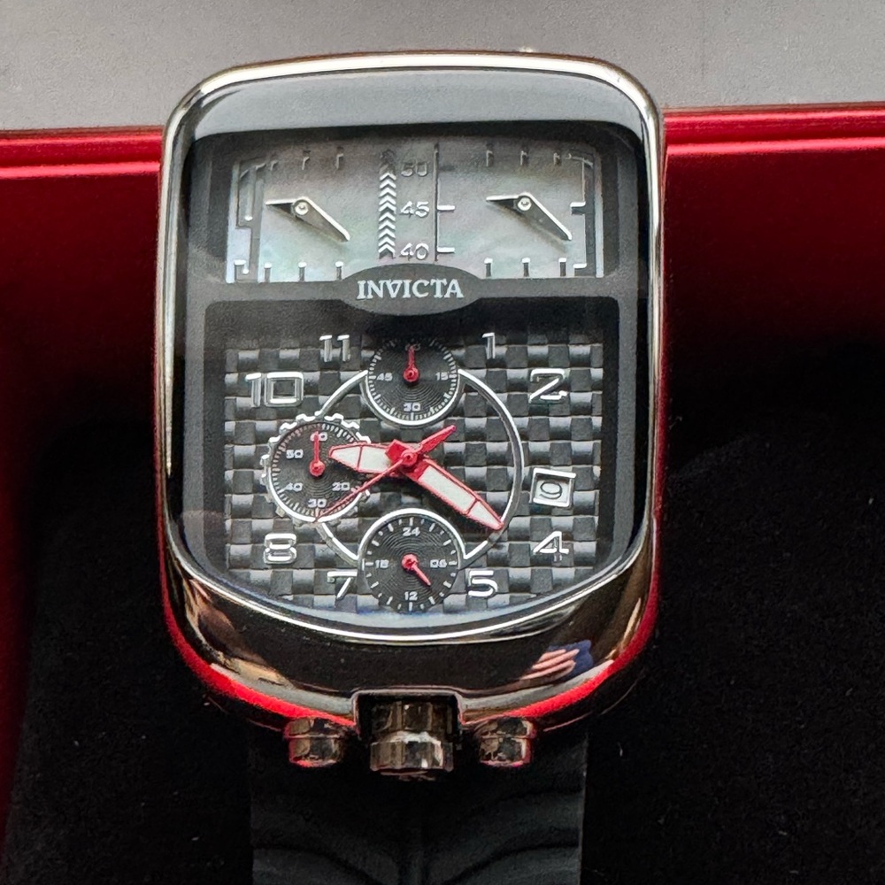 Invicta S1 Rally Dualshift Mens Black & Silver Watch & Mother of Pearl Dial NEW!